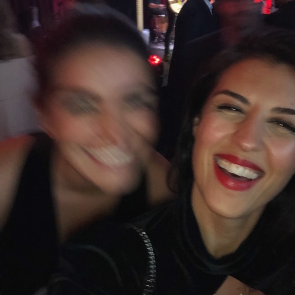 Meet your Posher, Sherine - Picture 1 of 1